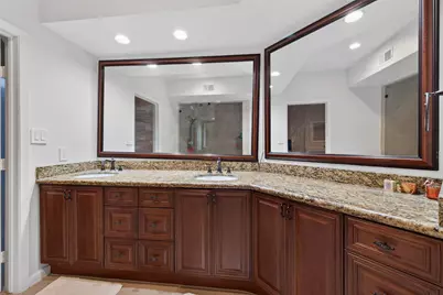 6000 Sugar Hill Drive #17, Houston, TX 77057 - Photo 21