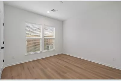 4754 Martin Hill Street, Houston, TX 77018 - Photo 11