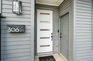 306 W Donovan St, Houston, TX 77091 - Photo 5