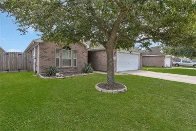 997 Hamilton Street, Alvin, TX 77511 - Photo 3