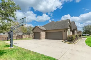 32434 Waterford Crest Ln, Fulshear, TX 77441 - Photo 5