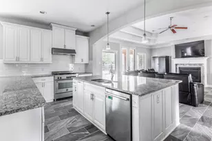 32434 Waterford Crest Ln, Fulshear, TX 77441 - Photo 13