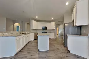 2815 Lockeridge Oaks Dr, Spring, TX 77386 - Photo 5