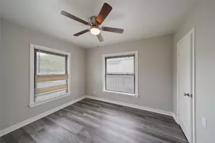6 E Cleveland St, Baytown, TX 77520 - Photo 13