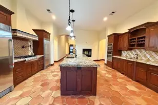 12410 Keith Rd, Beaumont, TX 77713 - Photo 9