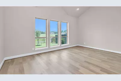 12150 Sweetbriar Loop, Mont Belvieu, TX 77523 - Photo 5