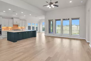 12150 Sweetbriar Loop, Mont Belvieu, TX 77523 - Photo 7