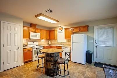 5213 Greenwich Street, Sabine Pass, TX 77655 - Photo 9