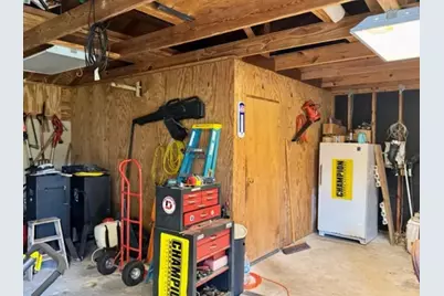 615 Roene, West Columbia, TX 77486 - Photo 11