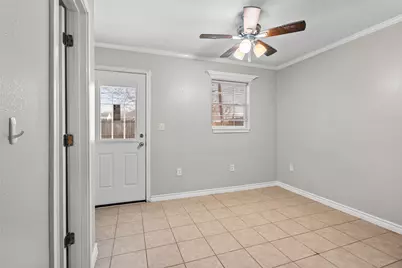 7900 Fm 2354 Unit B #B, Beach City, TX 77523 - Photo 13
