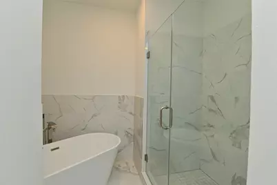 1117 W 16th Street #C, Houston, TX 77008 - Photo 33