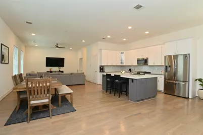 1117 W 16th Street #C, Houston, TX 77008 - Photo 11