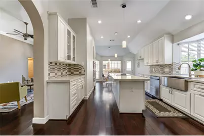 3223 Richland Drive, Sugar Land, TX 77478 - Photo 9