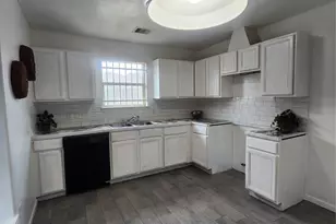 11926 Panay Dr, Houston, TX 77048 - Photo 9