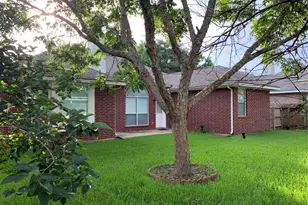 1015 Tennyson Dr, Pearland, TX 77584 - Photo 27