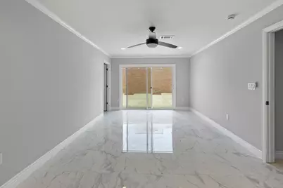 10730 Boardwalk Street, Houston, TX 77042 - Photo 19