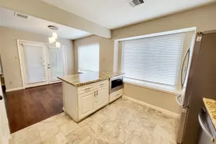 2711 S Brompton Dr, Pearland, TX 77584 - Photo 7