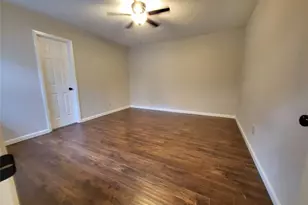 2711 S Brompton Dr, Pearland, TX 77584 - Photo 15