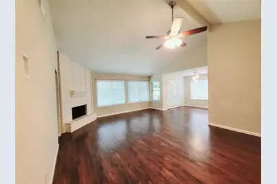 2711 S Brompton Drive, Pearland, TX 77584 - Photo 3