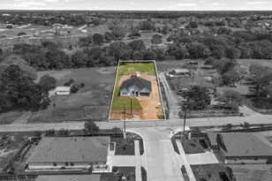 1874 Burleson, Brenham, TX 77833 - Photo 21