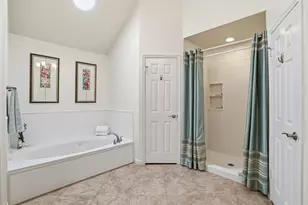 15810 Echo Lodge Dr, Houston, TX 77095 - Photo 17