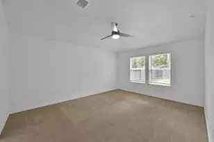 14213 Wonder Lake Ln, Conroe, TX 77384 - Photo 11
