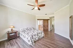 1110 Indian Ridge, Rosharon, TX 77583 - Photo 7