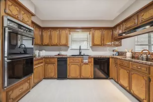 4606 Santiago St, Pasadena, TX 77504 - Photo 13