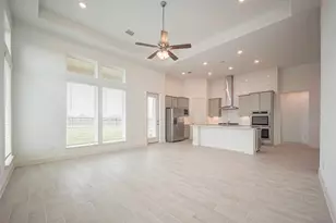 3007 Golden Isle Dr, Texas City, TX 77568 - Photo 7