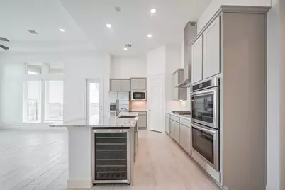 3007 Golden Isle Drive, Texas City, TX 77568 - Photo 11