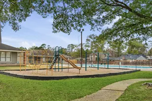 5 Devonshire Dr, Conroe, TX 77304 - Photo 37