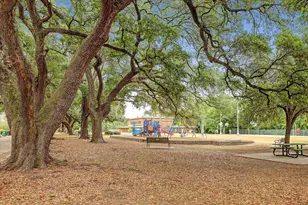 1529 Lawrence St, Houston, TX 77008 - Photo 33