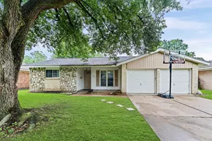 9746 Buena Park Dr, Houston, TX 77089 - Photo 1