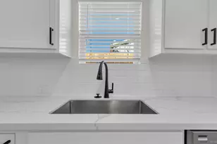 3441 McGowen St, Houston, TX 77004 - Photo 9