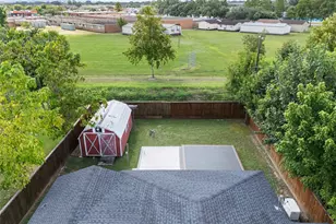 10322 Southport Dr, Houston, TX 77089 - Photo 35