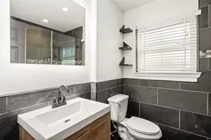 10322 Southport Dr, Houston, TX 77089 - Photo 19