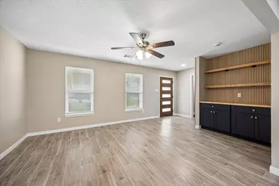 4315 Kelling Street, Houston, TX 77045 - Photo 7