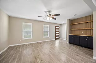 4315 Kelling St, Houston, TX 77045 - Photo 7