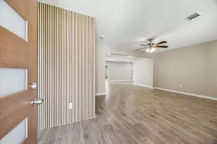 4315 Kelling St, Houston, TX 77045 - Photo 3