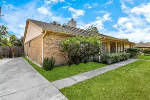 19411 Lazy Valley Dr, Katy, UT 77449 - Photo 3