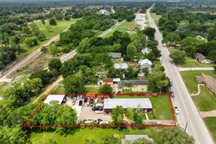518 Columbus Rd, Sealy, TX 77474 - Photo 3