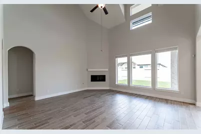 719 Woodbinde, League City, TX 77573 - Photo 5