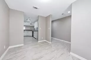 7308 Avenue R, Galveston, TX 77551 - Photo 7