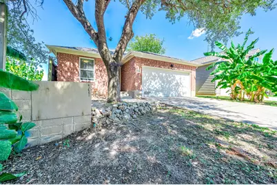 7308 Avenue R, Galveston, TX 77551 - Photo 3