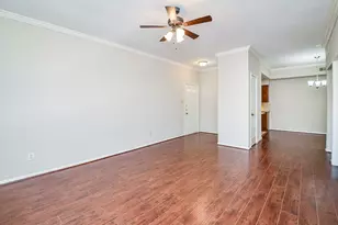 2255 Braeswood Park Dr, Houston, TX 77030 - Photo 5