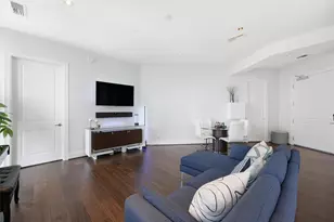 1409 Post Oak Blvd, Houston, TX 77056 - Photo 7