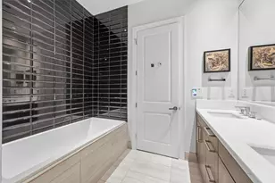 1409 Post Oak Blvd, Houston, TX 77056 - Photo 15