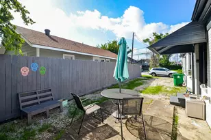 903 McIntosh St, Houston, TX 77009 - Photo 29