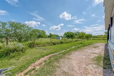 8240 Bullard Road, Brookshire, TX 77423 - Photo 41