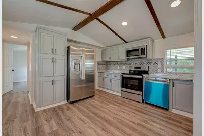 8240 Bullard Road, Brookshire, TX 77423 - Photo 17